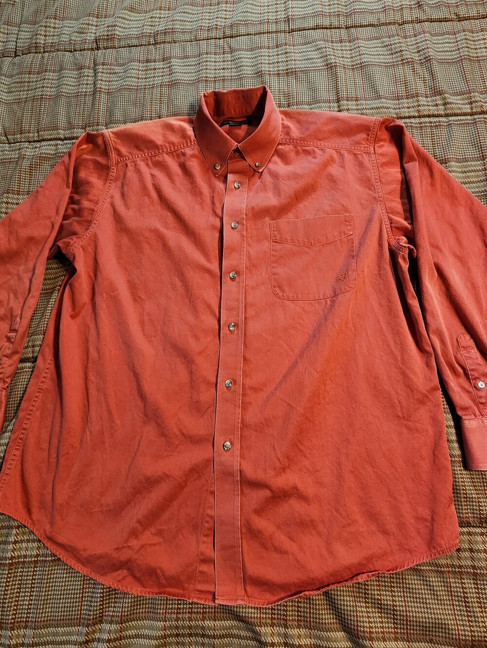 Ariat Button Down Work Shirt Men XL Rusty Orange Long Sleeve Faded Cotton Cowboy